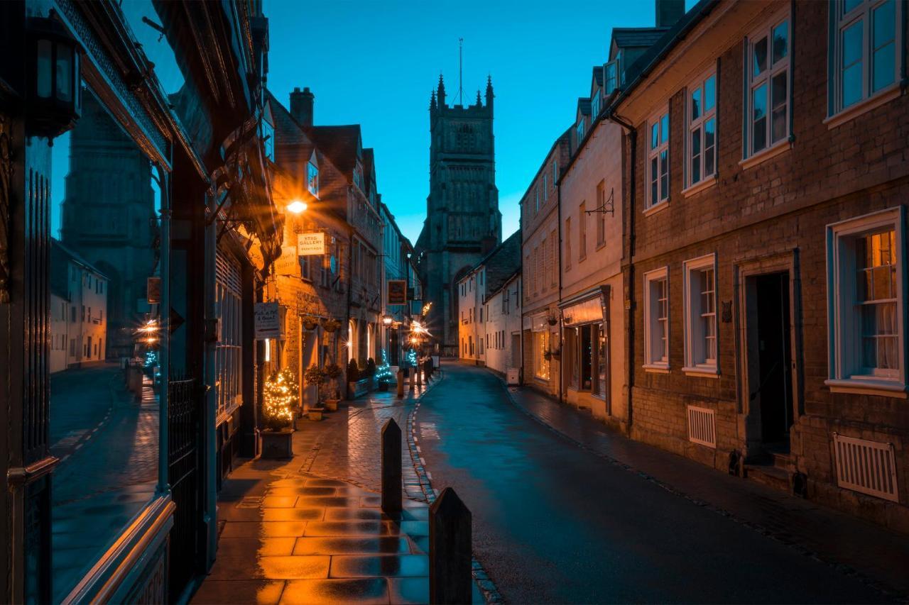 Appartement Private Deck With Newly Refurbished Flat Attached! à Cirencester Extérieur photo